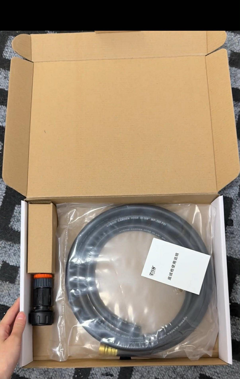 Low and high presser head with a hose
